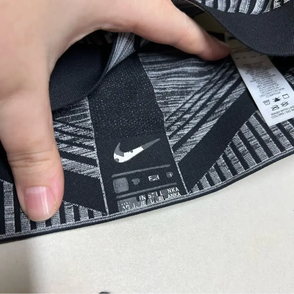 Nike FE/NOM FlyKnit Sports Bra Size XS